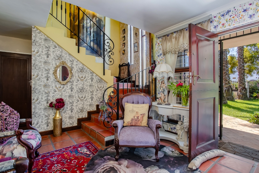 To Let 6 Bedroom Property for Rent in Groenvlei Western Cape